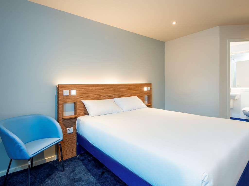 Ibis Budget West Thurrock Grays Экстерьер фото
